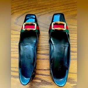 Gucci black patent flats size 8.5
